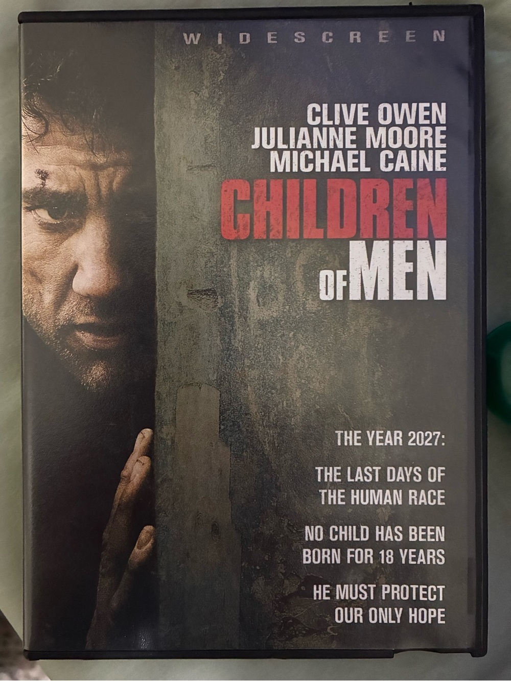 Children of Men Widescreen DVD - Red & Black Cover